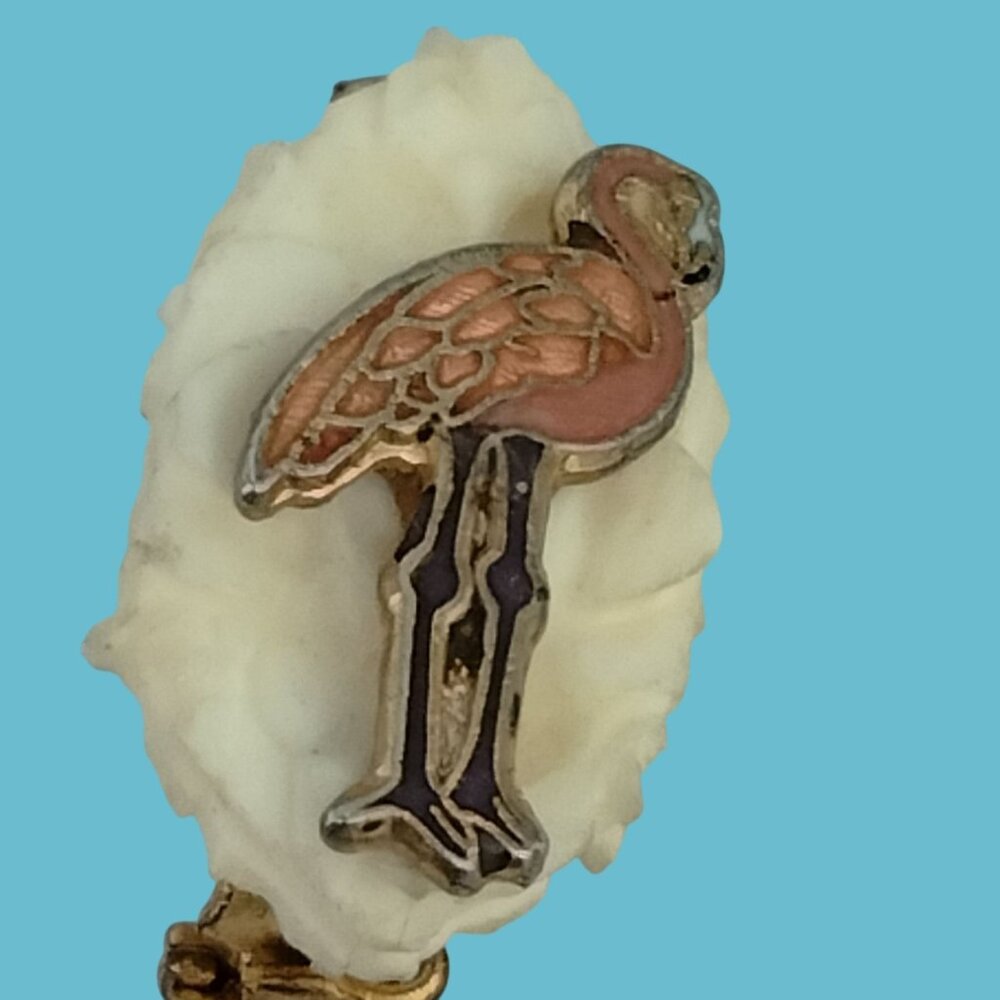 Flamingo Cameo Pin Brooch Pink Enamel Vintage Gold Tone Small 1 inch